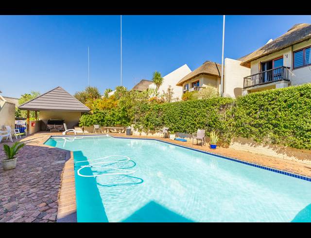 2 BEDROOM APARTMENT FOR SALE IN PAULSHOF